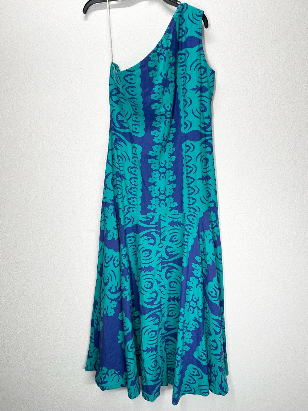 Hilo Hattie Hawaiian vintage one-shoulder maxi dress